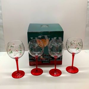 Pfaltzgraff Winterberry hand painted etched wine goblets in original box